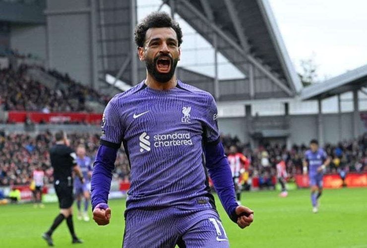 النجم الدولي المصري محمد صلاح مهاجم نادي ليفربول الإنجليزي
