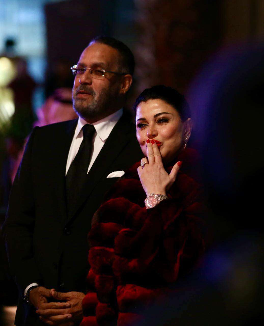 إطلالات النجمات بالفرو في ليلة سعودية مصرية