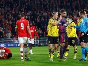 بوروسيا دورتموند ضد آيندهوفن في دوري أبطال أوروبا