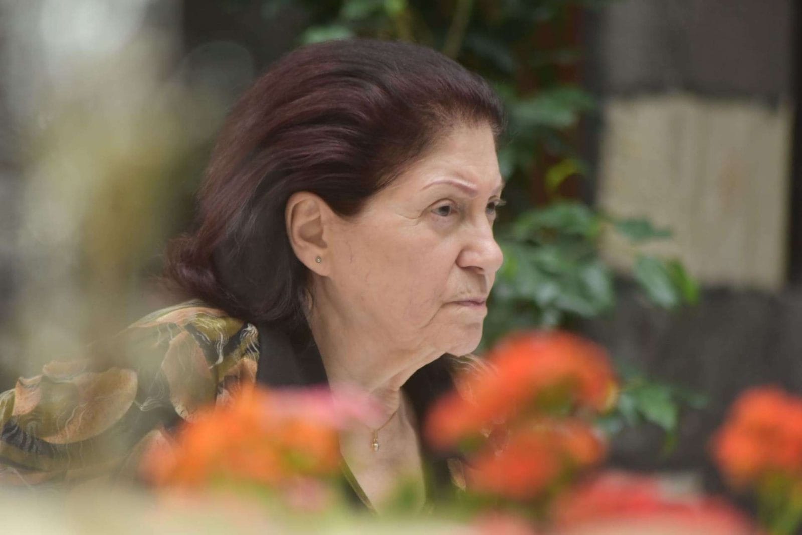 الفنانة السورية ثناء دبسي