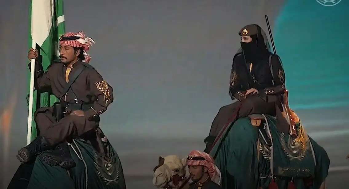 أول امرأة سعودية تعمل في دورية هجانة