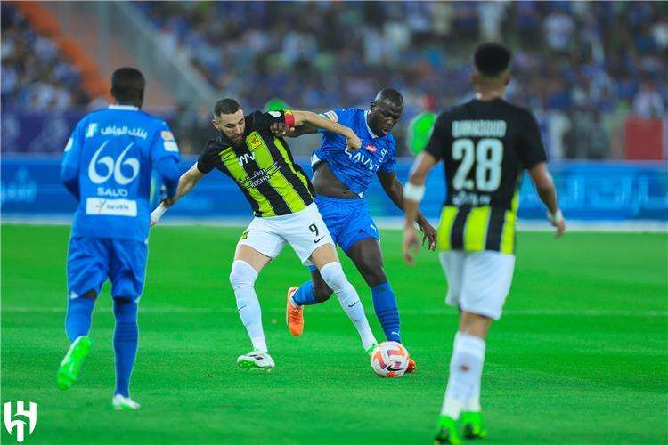 تاريخ مواجهات الهلال والاتحاد