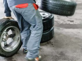تغيير إطارات السيارة