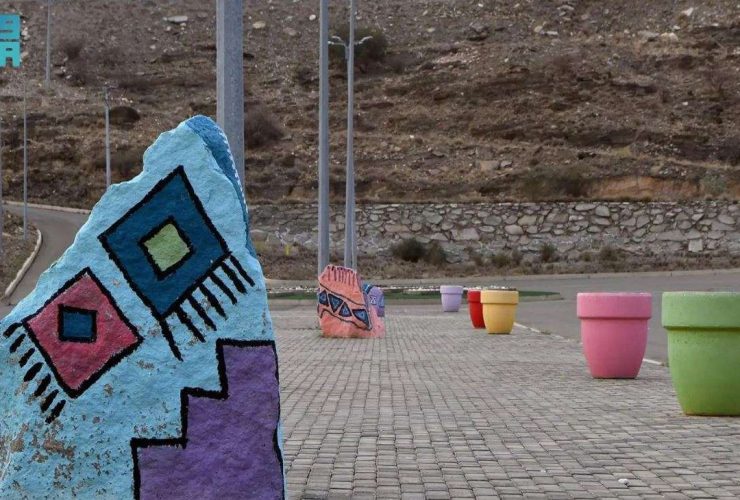 فن الرسم على الصخور