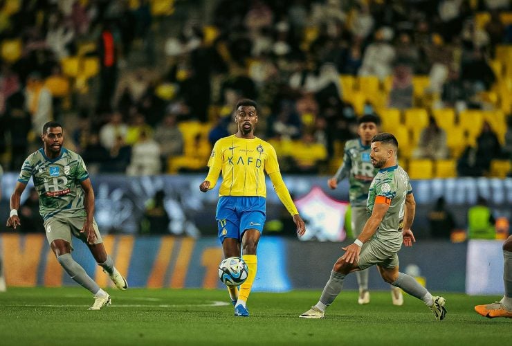 جانب من مباراة النصر والحزم في الدوري السعودي للمحترفين