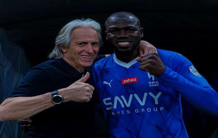 الهلال وجيسوس