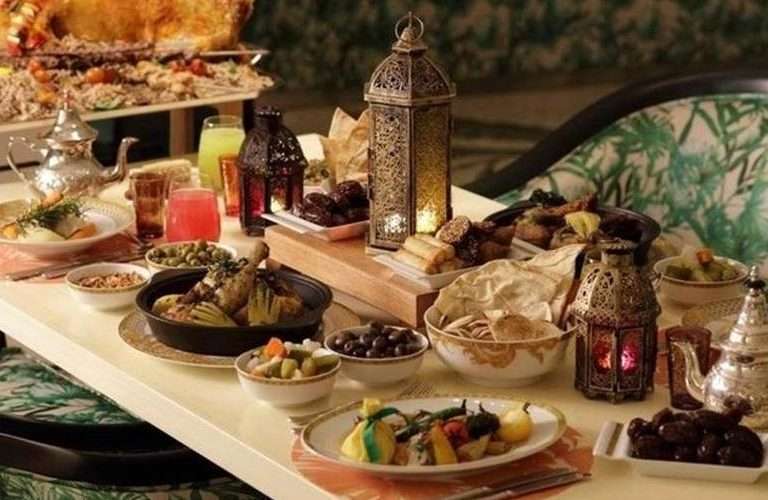 أفكار لتزيين طاولتك في رمضان