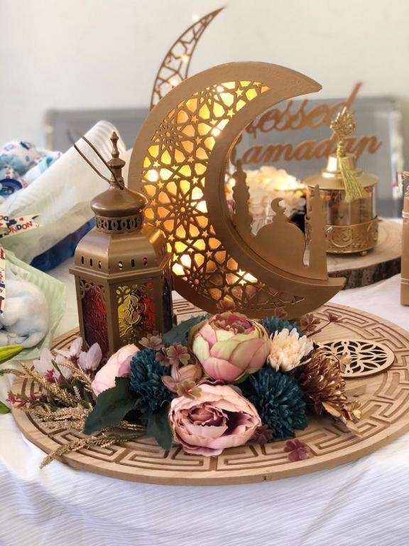 أفكار لتزيين طاولتك في رمضان