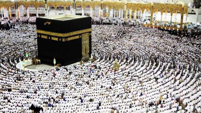 الاعتكاف بالمسجد الحرام