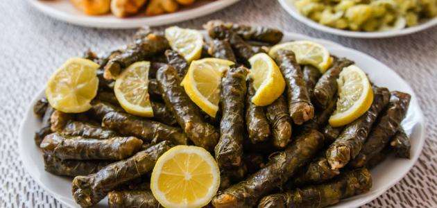 أسهل طريقة لعمل محشي ورق العنب