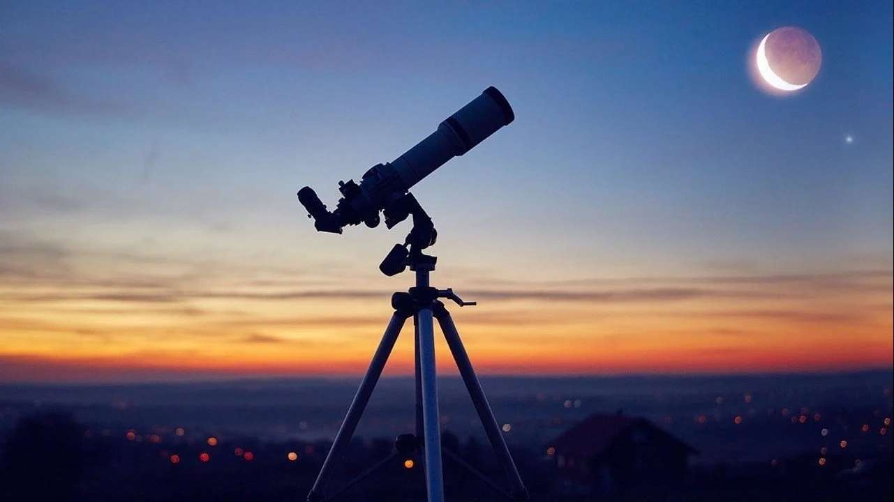 مراصد فلكية رسمية لرصد هلال شوال