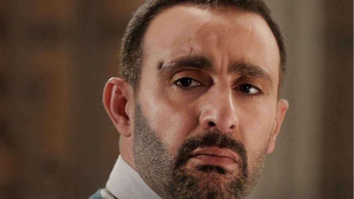 الفنان أحمد السقا وزوجته الإعلامية مها الصغير