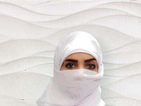 الأكاديمية والناقدة السعودية أسماء الأحمدي