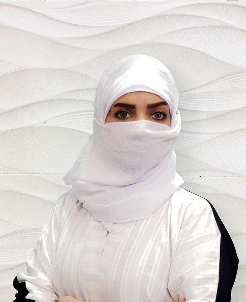 الأكاديمية والناقدة السعودية أسماء الأحمدي