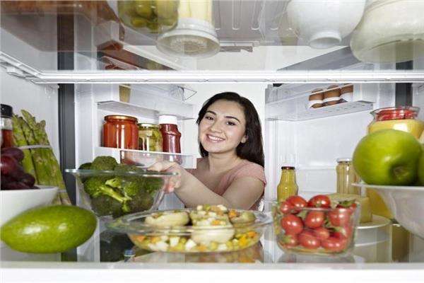 حماية الثلاجة من التلف والحفاظ على نظافتها