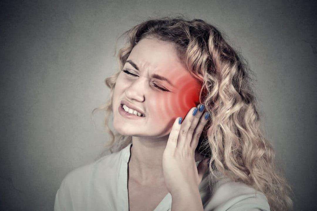 أسباب طنين الأذن