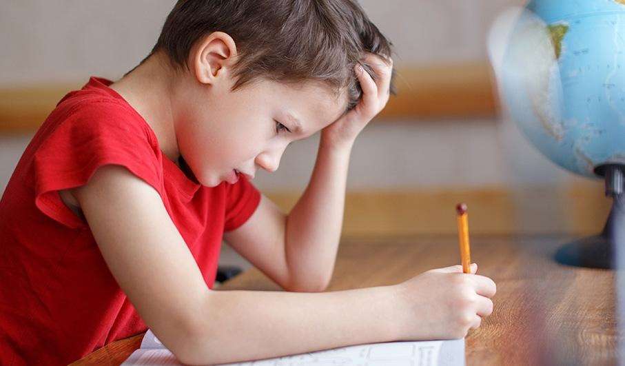 الضغط النفسي على الطلاب خلال فترة الامتحانات