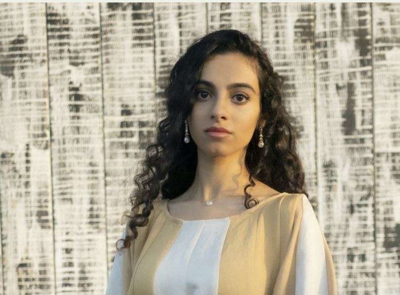 الممثلة الإماراتية ميرا المدفع
