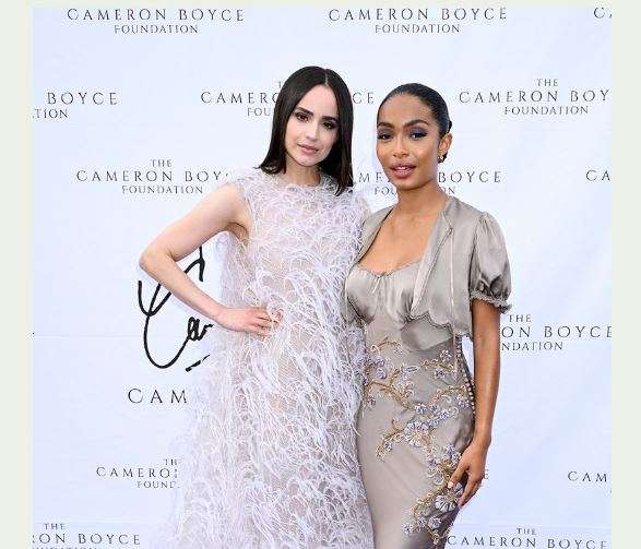يارا شهيدي تظهر في حفل Cam For A Cause Gala بفستان كلاسيكي من ديور