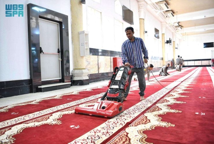 جاهزية مسجد الخيف بمشعر منى لاستقبال الحجاج