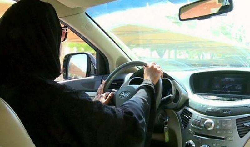 قيادة المرأة للسيارة