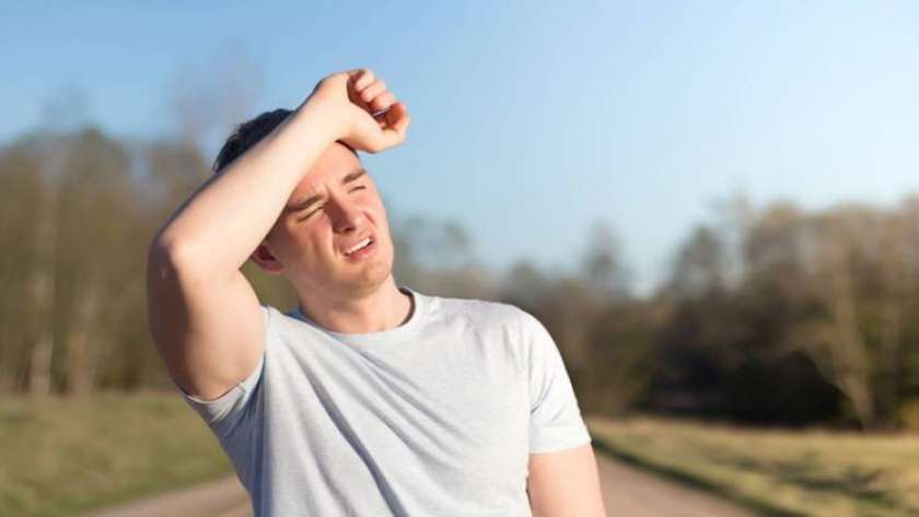 تجنب خطورة الصيام في الطقس الحار