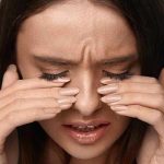 أضرار صحية للعين نتيجة التعرُّض للشمس