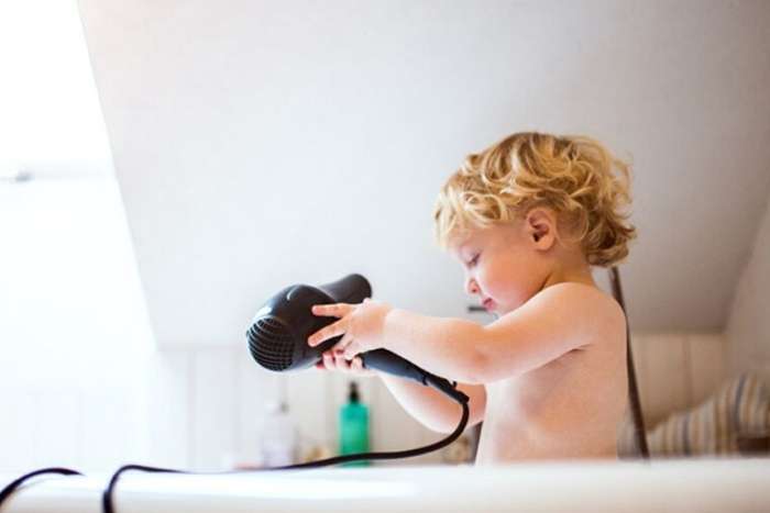 حماية الأطفال على الشاطئ.. نصائح هامة