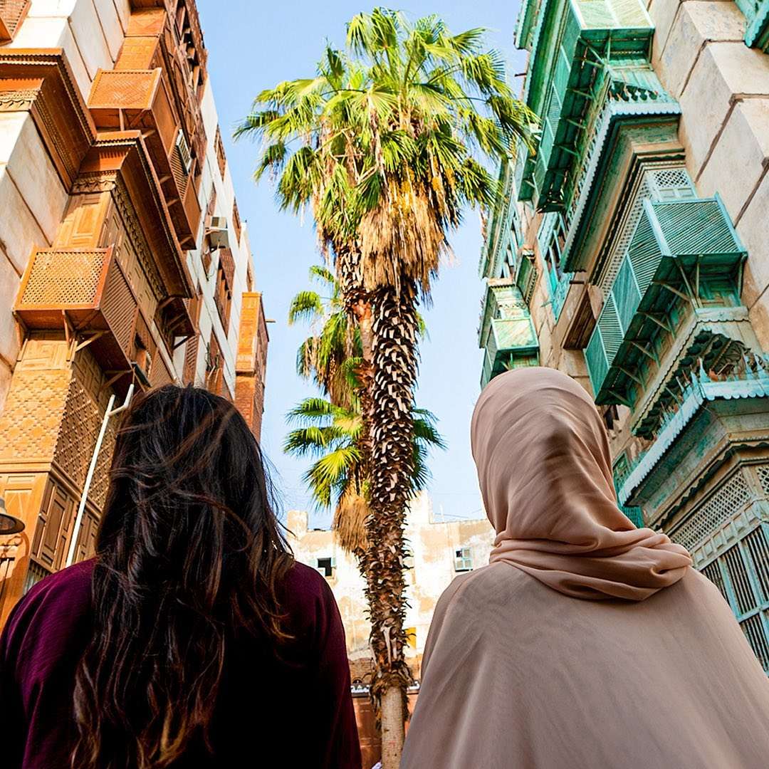 كيف تبقى باردًا في حرارة الصيف السعودية.. نصائح وحيل