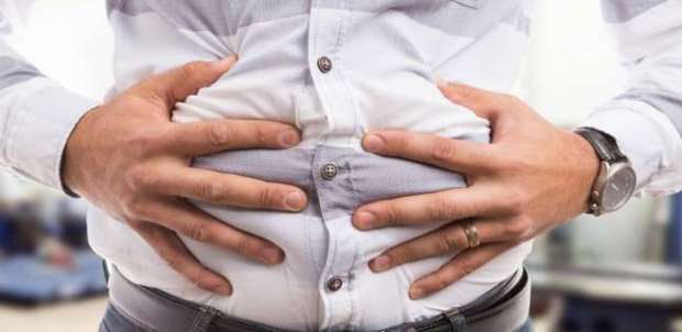 سبب حدوث انتفاخات البطن خلال السفر