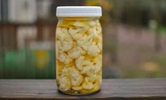 طريقة عمل القرنبيط المخلل في المنزل