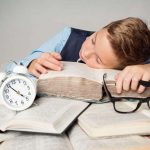 النوم القهري هل هو مرض نفسي أم له جذور مرضية ..الاسباب وطرق الوقاية