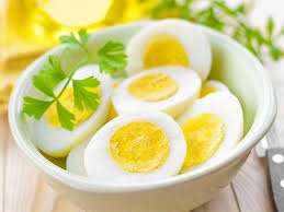 فوائد جديدة للبيض.. دراسة تكشف عن تأثيره على صحة الدماغ والأمعاء