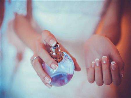 استخدام العطور في فصل الصيف