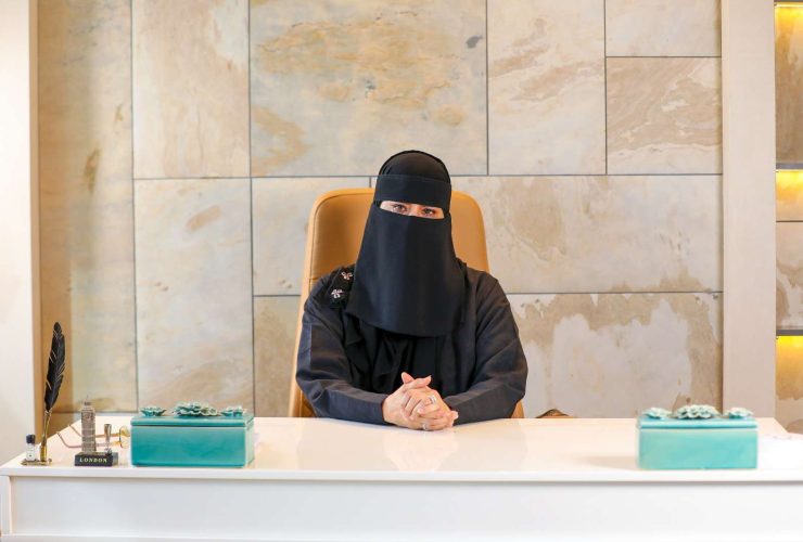 مها الرقيب، مصممة داخلية، وصاحبة مكتب