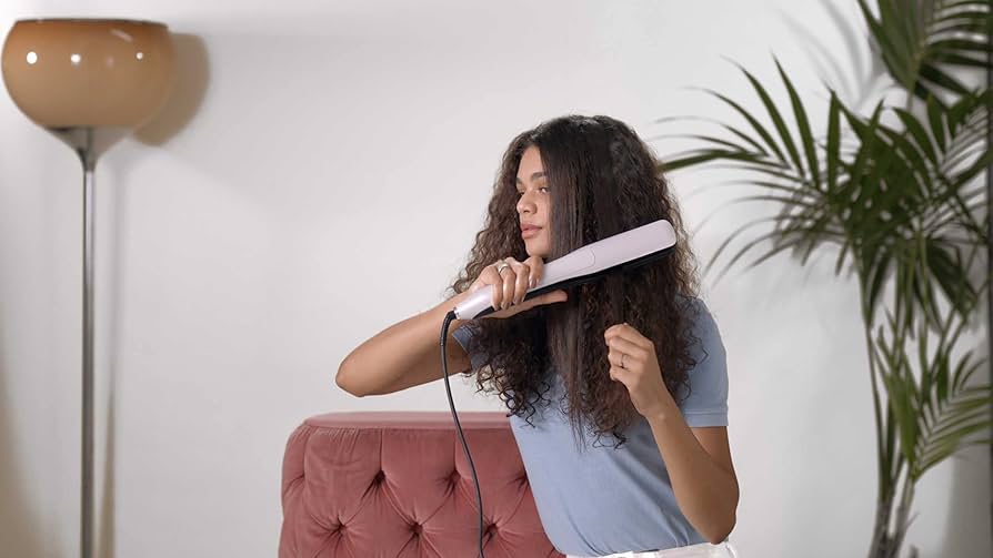 مكواة سيراميك شعر.. مخاطر الاستخدام وظرق الوقاية