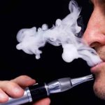 أضرار السجائر الإلكترونية على صحة الإنسان