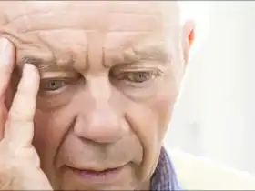 4 علامات مبكرة لمرض الزهايمر.. احذريها