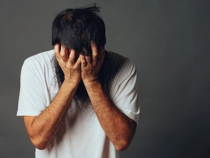 أسباب الإكتئاب.. 4 عوامل أهمها الوراثة