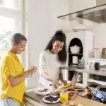 أفضل الطرق لـ إزالة السموم من الجسم 
