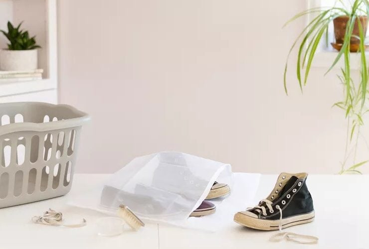 كيف تنظفي الأحذية ذات الرائحة الكريهة؟.. طرق سهلة وفعالة أتبعيها