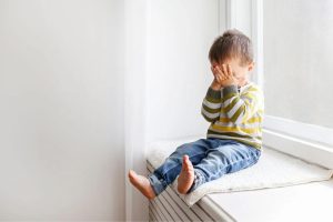ما هي نوبات الغضب عند الأطفال؟ أسبابها وكيفية التعامل معها
