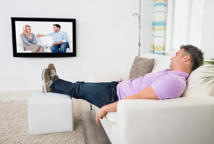 احترس.. الكسل يسبب السرطان و8 مخاطر أخرى
