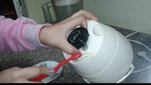 تنظيف الخلاط الكهربي