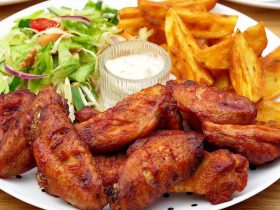 أجنحة دجاج مقرمشة.. وجبة سريعة ولذيذة تسعد الكبار والصغار