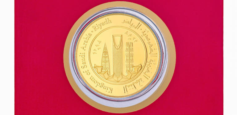 على طريقتها الخاصة.. "لازوردي" تحتفل باليوم الوطني السعودي