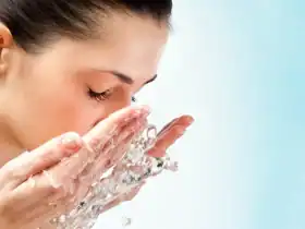 غسل الوجه.. متى وكيف؟