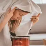 فوائد البخار للوجه.. وطريقة عمله بالمنزل