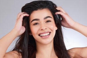  زيت البرقوق للبشرة والشعر.. إليك فوائده وكيفية استخدامه