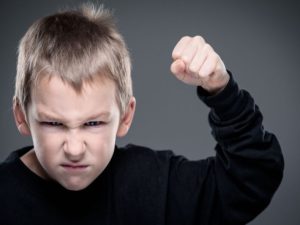 خاص لـ الجوهرة كيف نتعامل مع سلوك الطفل العدواني؟استشاري صحة نفسية يجيب